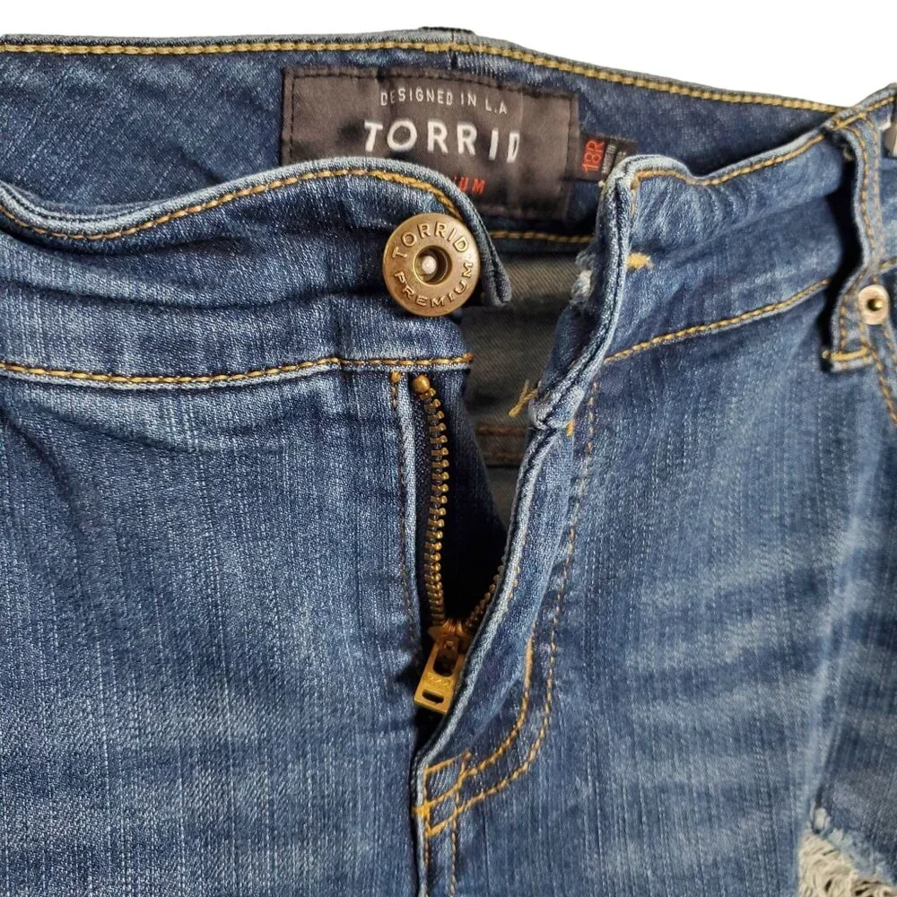 Torrid Premium Size 18R Jeans Boyfriend Distressed Denim Stretch Straight Mid Ri - Picture 5 of 7